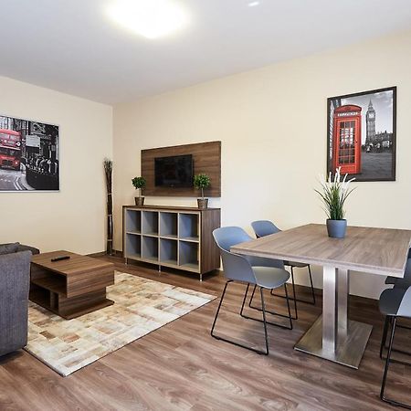 Óvár Apartman Mosonmagyaróvár Exterior foto