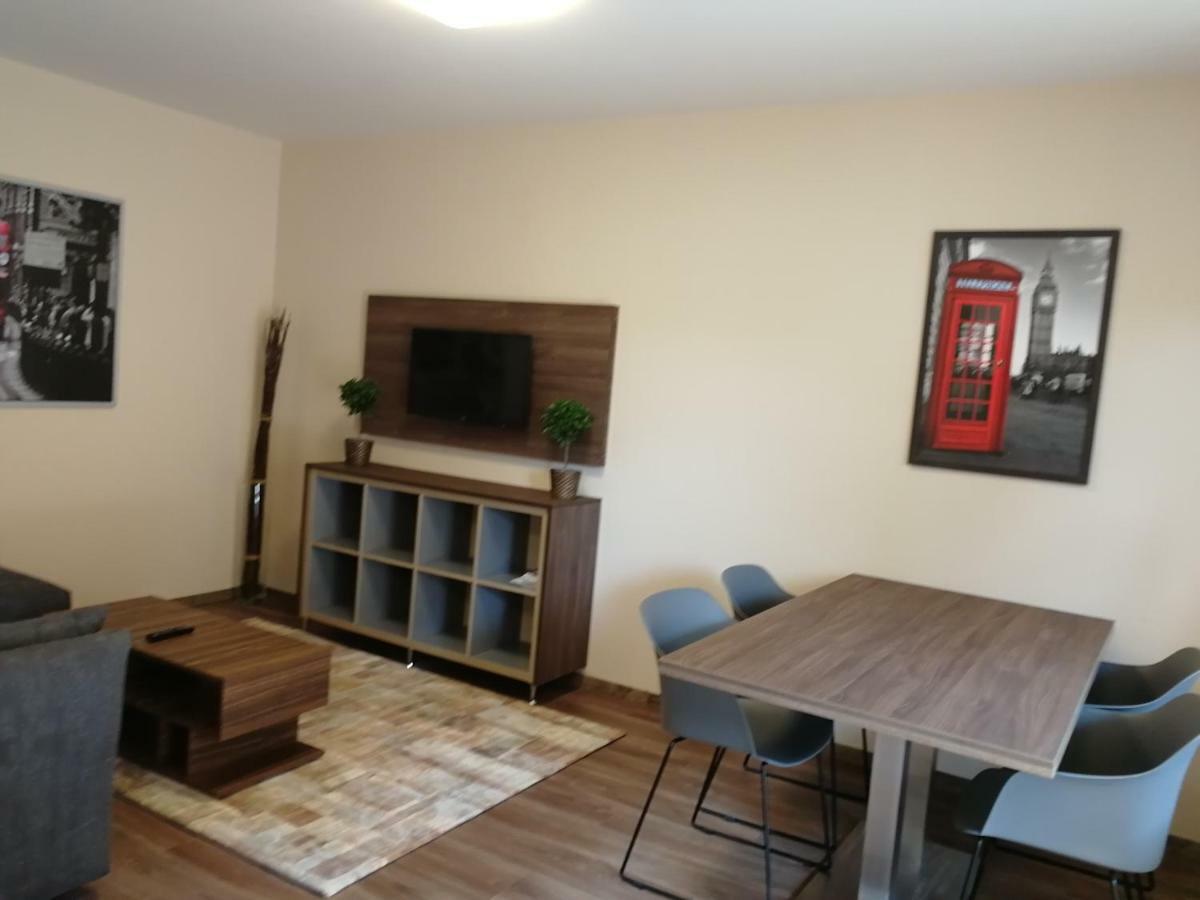 Óvár Apartman Mosonmagyaróvár Exterior foto
