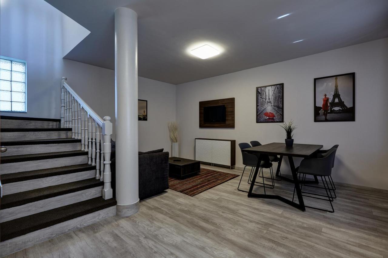 Óvár Apartman Mosonmagyaróvár Exterior foto