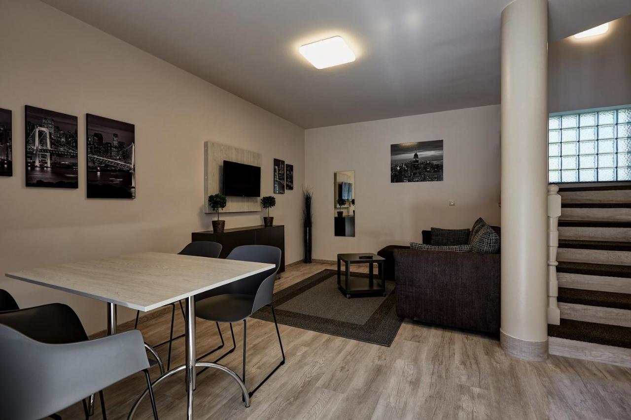 Óvár Apartman Mosonmagyaróvár Exterior foto